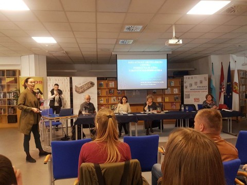 Okrugli stol u Gradskoj knjižnici i čitaonici Virovitica
